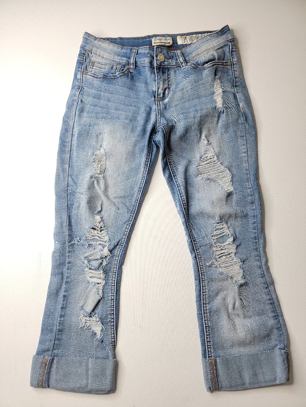 Indigo Rein Cropped Destroyed Jeans Size 7